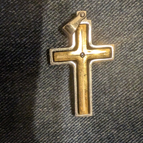 Gold Tone Silver Tone Rhinestone Spinner Cross Pendant - Picture 4 of 11